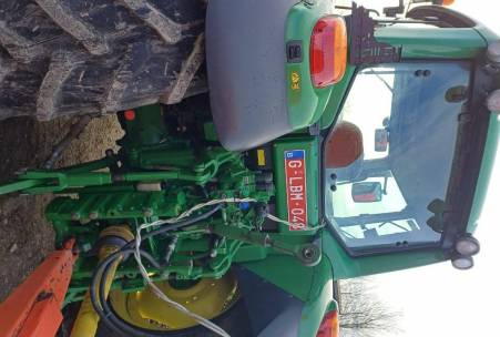 John Deere 6230 