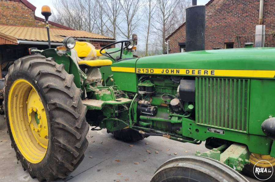 John Deere 2130 John Deere 2130