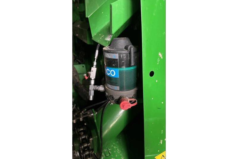 John Deere, C441R