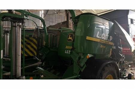 John Deere, C441R