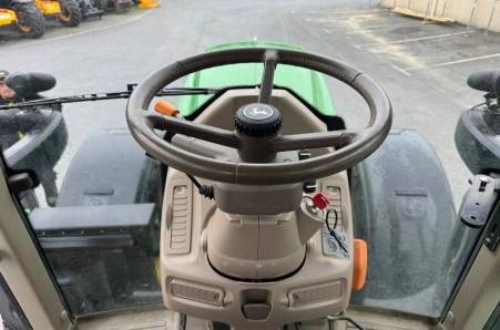 John Deere, 6195M John Deere, 6195M