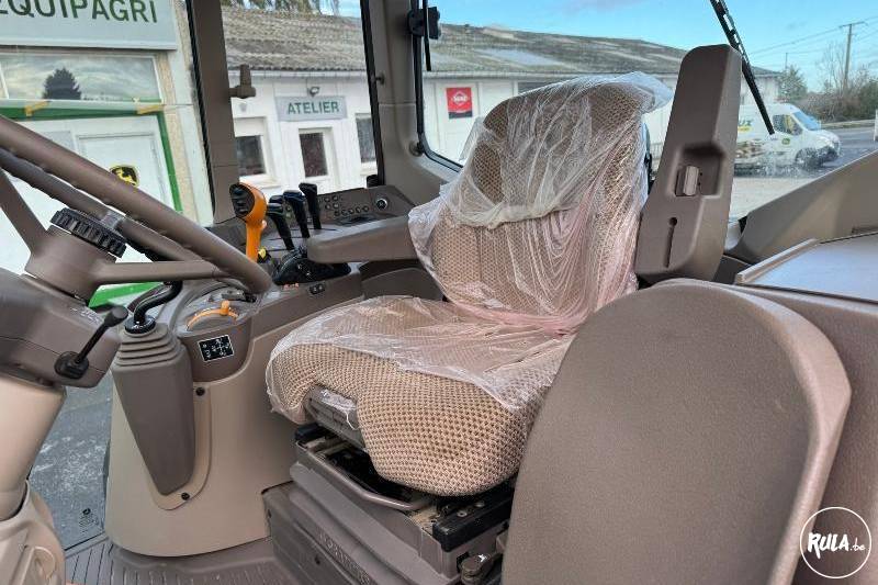 John Deere, 6100M John Deere, 6100M