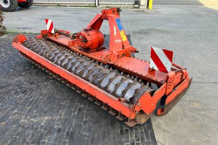 Kuhn HR 302 M 