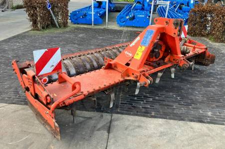 Kuhn HR 302 M 