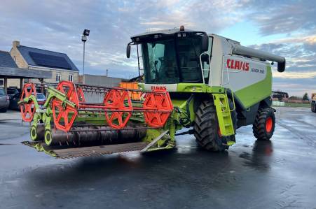 Claas Lexion 530 