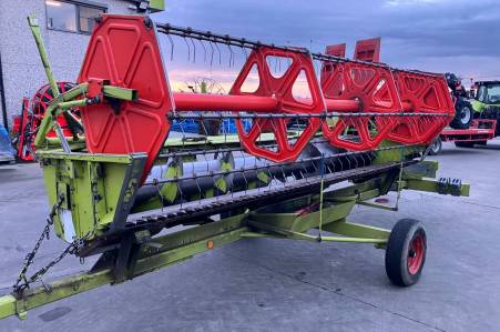 Claas Dominator 204 Mega 