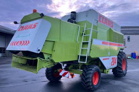 Claas Dominator 204 Mega 