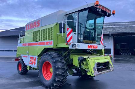 Claas Dominator 204 Mega 