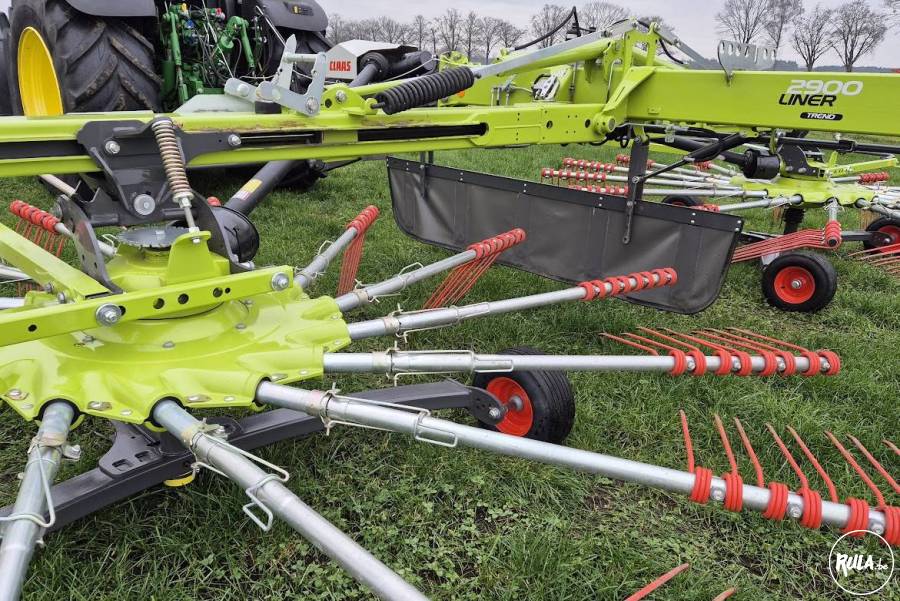 Claas Liner 2900 Trend 