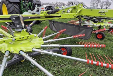 Claas Liner 2900 Trend 