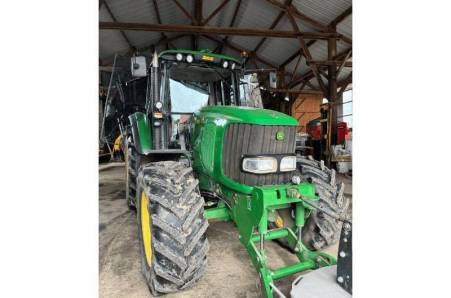 John Deere, 6520